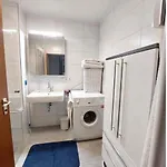 1Room In Beautiful Apartment 12Minwalk From Center